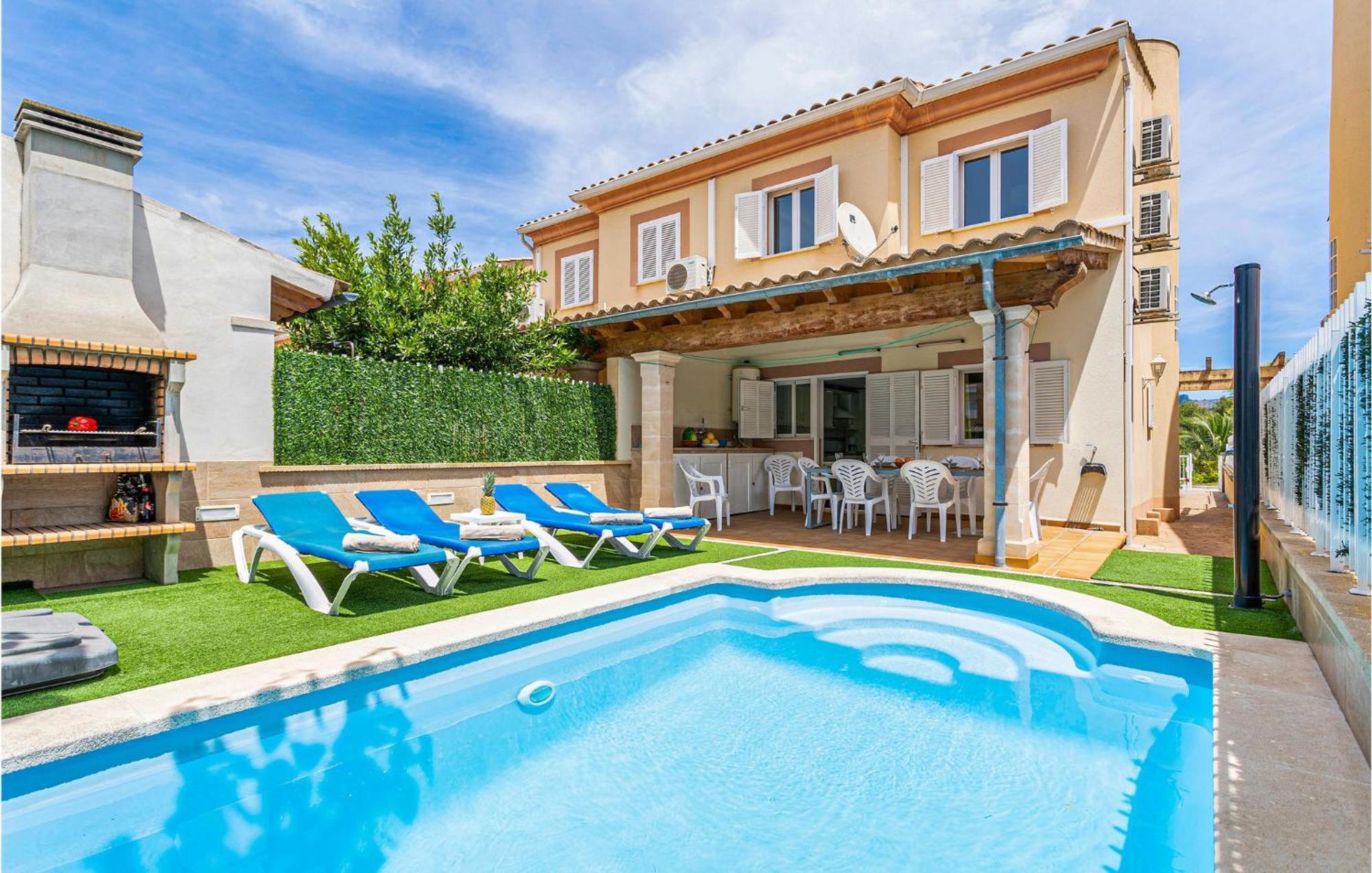 4 Bedroom Beautiful Home In Alcudia Port d'Alcúdia Extérieur photo